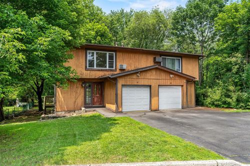 87 N Pascack Rd, Nanuet, NY, 10954-4410 | Card Image