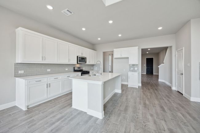 611 Parrino Pkwy, House other with 4 bedrooms, 5 bathrooms and null parking in Princeton TX | Image 7