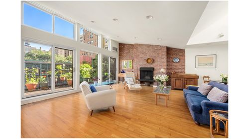 45d-33 W 93rd St, New York, NY, 10025-7604 | Card Image