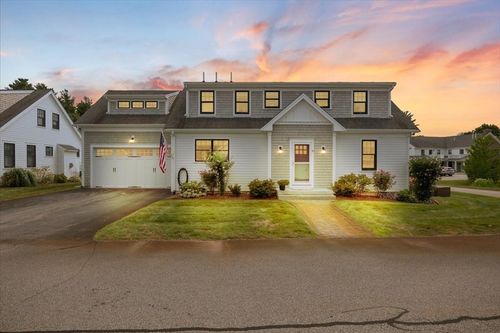 17-220 Center St, Pembroke, MA, 02359-2656 | Card Image