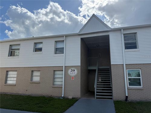 apt-2011-7210 N Manhattan Ave, TAMPA, FL, 33614-3738 | Card Image