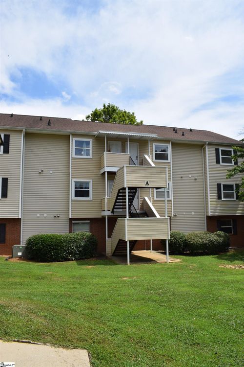 2601 Duncan Chapel Rd, Greenville, SC, 29617-7237 | Card Image