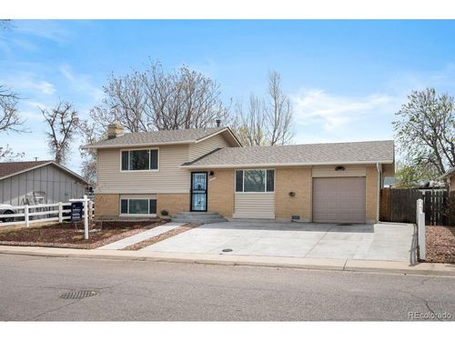 15014 E 54th Ave, Denver, CO, 80239-4205 | Card Image