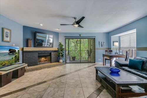 apt-206-1135 Barton Hills Dr, Austin, TX, 78704-1971 | Card Image