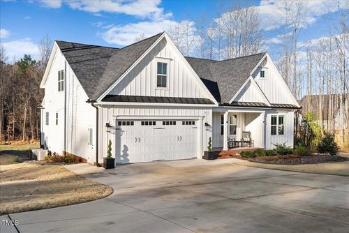 955 Lynch Rd, Selma, NC, 27576-5735 | Card Image