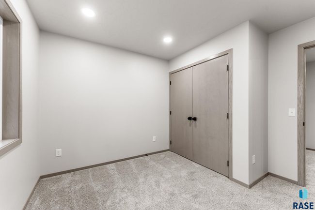 711 Dakota Ave, Townhouse with 3 bedrooms, 3 bathrooms and null parking in Dell Rapids SD | Image 25
