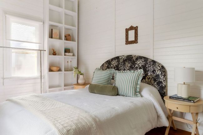 1211 E 13 Th St, House other with 2 bedrooms, 1 bathrooms and 1 parking in Austin TX | Image 25