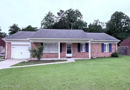 126 Balsam Rd, Jacksonville, NC, 28546-8508 | Card Image
