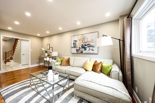 5533 Richmeadow Mews, Mississauga, ON, L4Z3T3 | Card Image