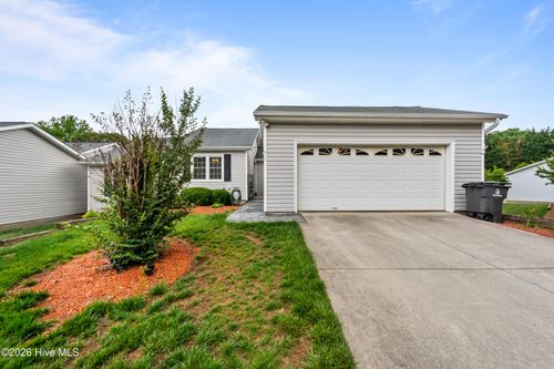 511 Westpark Cir, Winston Salem, NC, 27103-1747 | Card Image