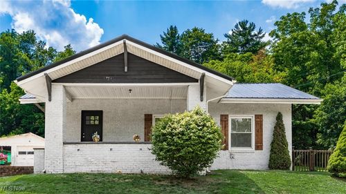 5515 Hoover Avenue, East Fultonham, OH, 43777 | Card Image