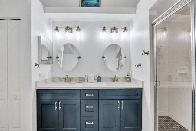 UNIT-1622 - 9560 High Gate Dr, Condo with 2 bedrooms, 2 bathrooms and null parking in SARASOTA FL | Image 16