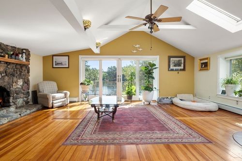 11 Brockton Ave, Carver, MA, 02330-1033 | Card Image