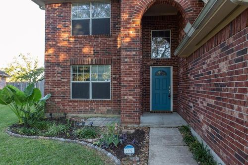 315 Glade Bridge Ln, Dickinson, TX, 77539-4162 | Card Image