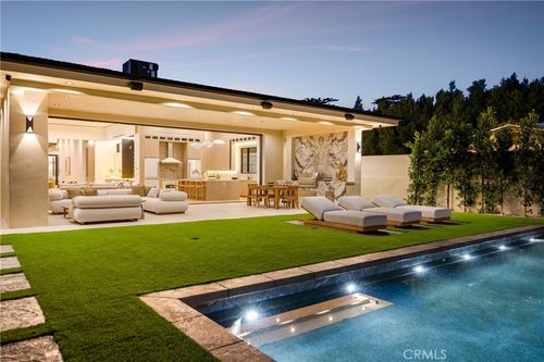 11826 Kling St, Valley Village, CA, 91607-4045 | Card Image