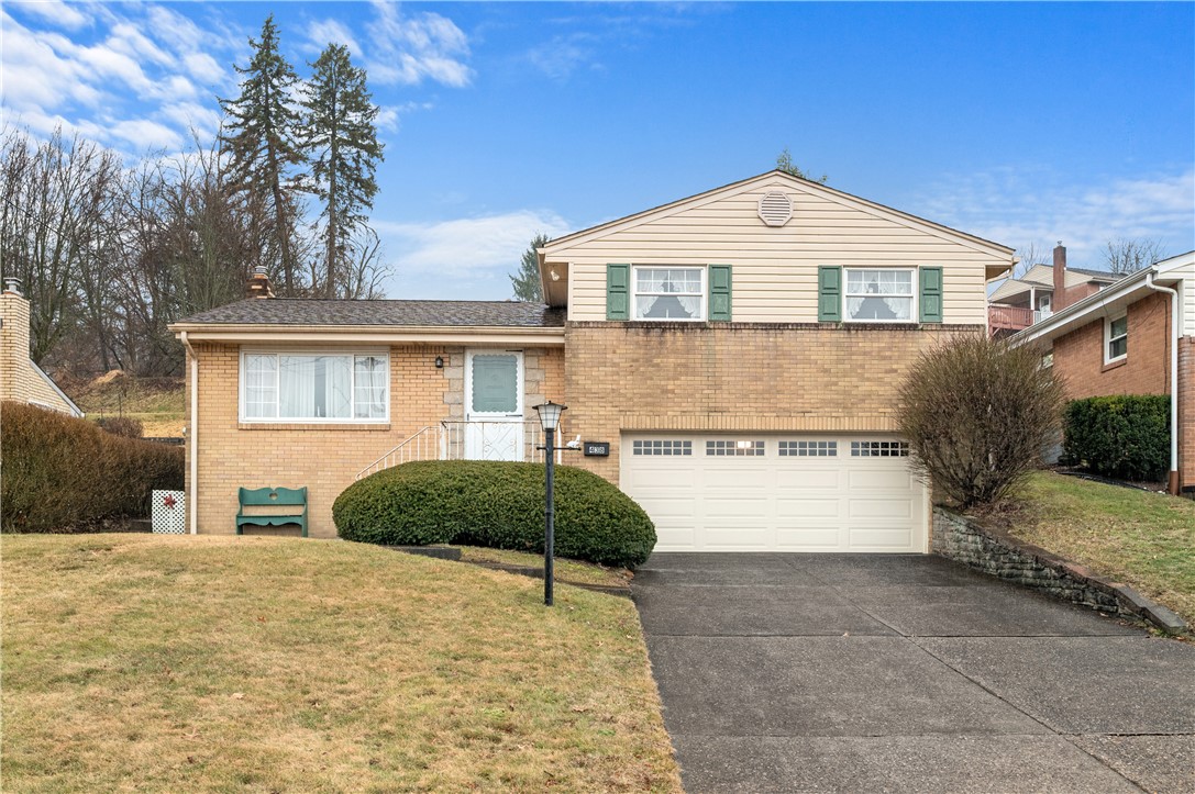 438 Diller Ave, Sold in West Mifflin - eXp Realty