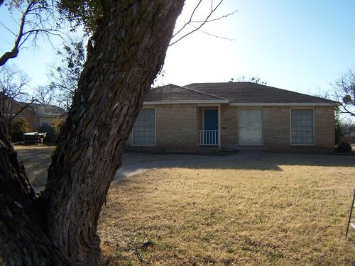 1826 Lincoln Dr, Abilene, TX, 79601-3240 | Card Image