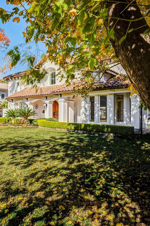 5410 Valerie St, Bellaire, TX, 77401-4709 | Card Image