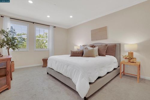 1734 Catalina Ct, Livermore, CA, 94550-6474 | Card Image