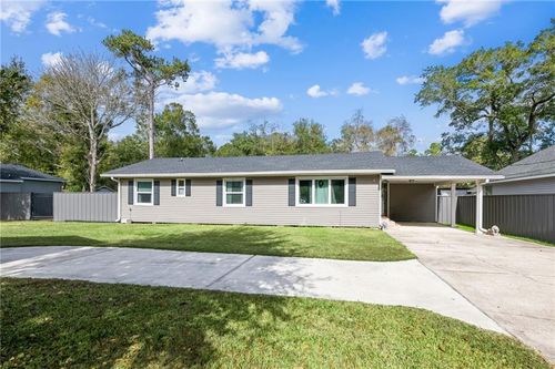 35593 Devon Dr, Slidell, LA, 70460-5801 | Card Image