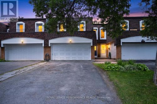 37 Oberon Street, Ottawa, ON, K2H7X6 | Card Image