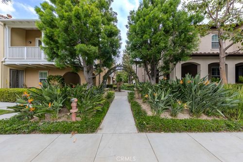 87 Reunion, Irvine, CA, 92603-4253 | Card Image