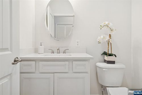 4 Sterling Dr, Sussex, NJ, 07461-1104 | Card Image