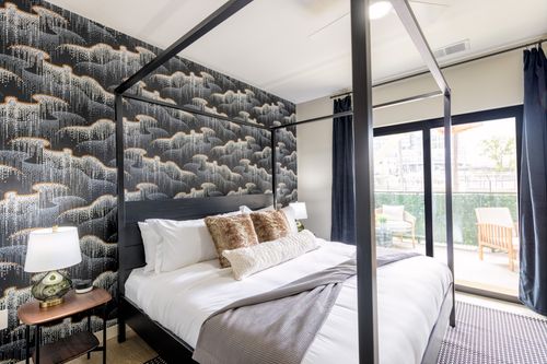 apt-218-635 7th Ave S, Nashville, TN, 37203-5033 | Card Image