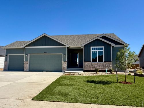7048 Gateway Crossing St, Wellington, CO, 80549-2434 | Card Image