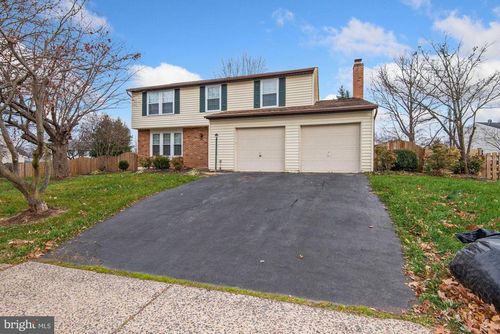 1346 Rock Chapel Rd, HERNDON, VA, 20170-2037 | Card Image