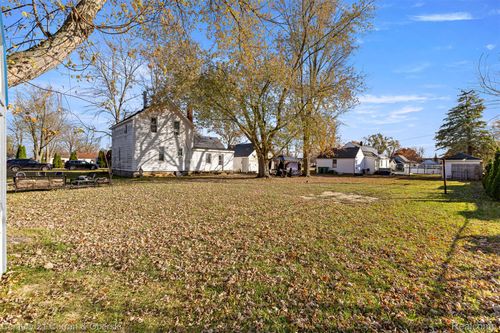 24436 Mount Olive Dr, Flat Rock, MI, 48134-9199 | Card Image