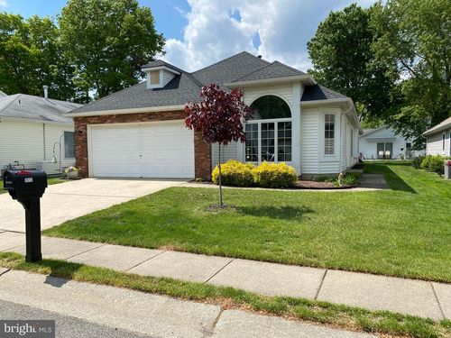 1512 Burr Oak Rd, Toms River, NJ, 08755-0861 | Card Image