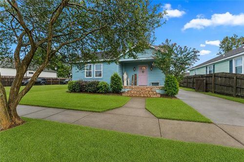 919 Mehle St, Arabi, LA, 70032-1222 | Card Image