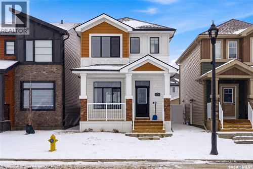 4736 Buckingham Dr E, Regina, SK, S4V3X8 | Card Image