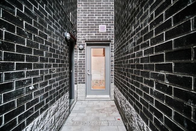 12 - 1972 Victoria Park Ave, House attached with 3 bedrooms, 2 bathrooms and null parking in North York ON | Image 36