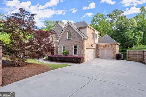 980 Pine Grove Rd, Roswell, GA, 30075-3211 | Card Image
