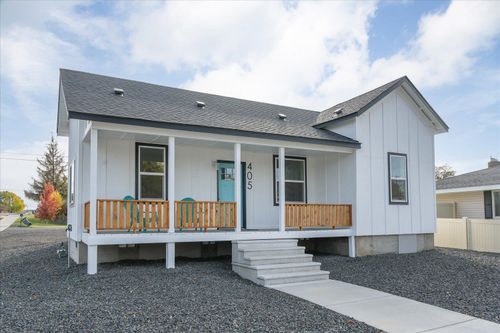 405 W 2nd St, Sprague, WA, 99032-5130 | Card Image