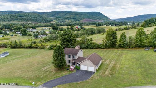 91 Carlton Dr, COVINGTON, PA, 16917-9450 | Card Image