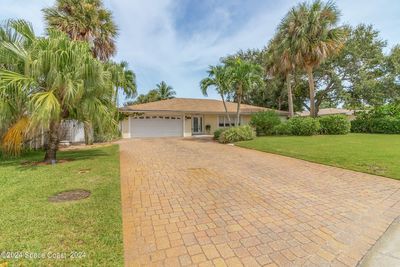 320 12th Terrace, House other with 4 bedrooms, 2 bathrooms and null parking in Indialantic FL | Image 3