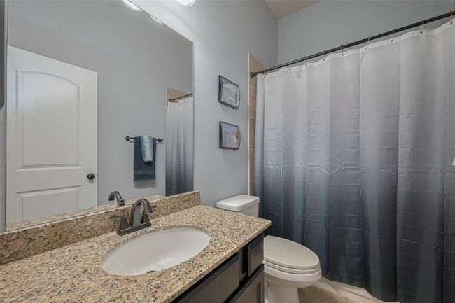 Full Guest Bathroom | Image 28