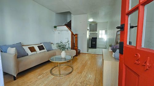 2416 Manning St, PHILADELPHIA, PA, 19103-5524 | Card Image
