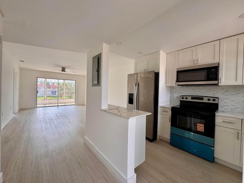 311-2831 E Sunrise Lakes Dr, Sunrise, FL, 33322-2474 | Card Image