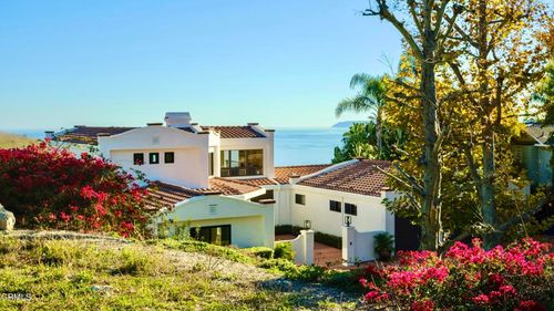 8 Burrell Ln, Rancho Palos Verdes, CA, 90275-5074 | Card Image