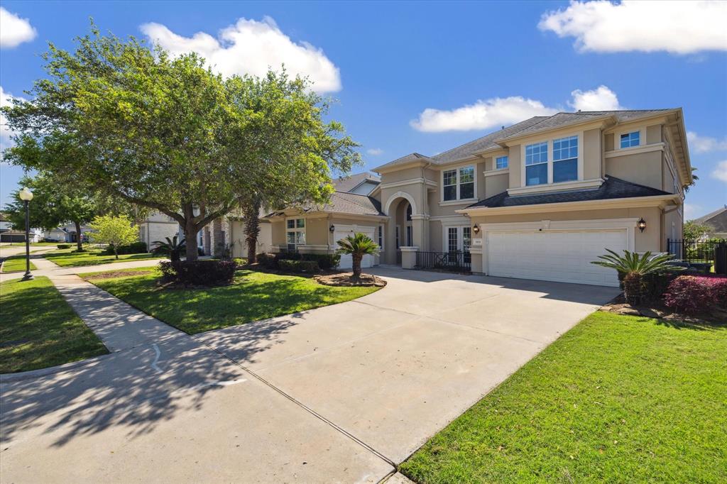 Harvest Bend Ct, Sugar Land, TX 77479
