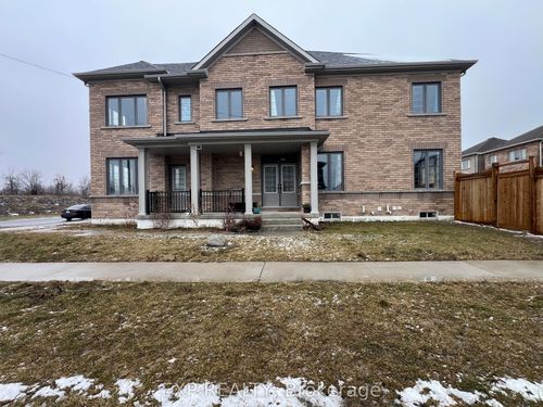 2 Littlewood Dr, Whitby, ON, L1P0H4 | Card Image