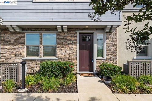 3910 Scottfield St, Dublin, CA, 94568-4772 | Card Image