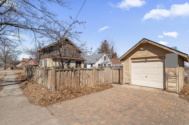 3900 Queen Ave N, House other with 3 bedrooms, 2 bathrooms and null parking in Minneapolis MN | Image 18