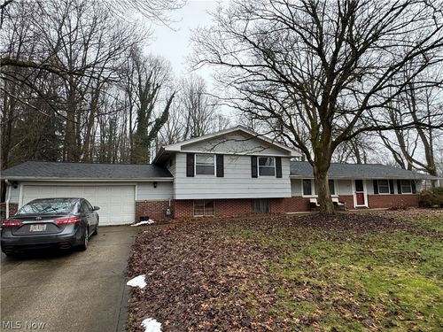 8257 Cricket Lane, Northfield, OH, 44067 | Card Image