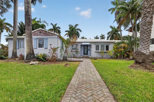 900 Tyler St, Hollywood, FL, 33019-1302 | Card Image
