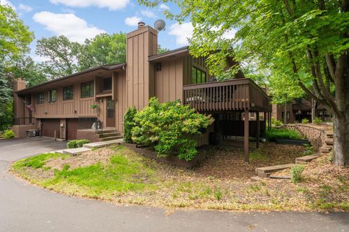 2628 Sumac Ct, White Bear Lake, MN, 55110-5651 | Card Image